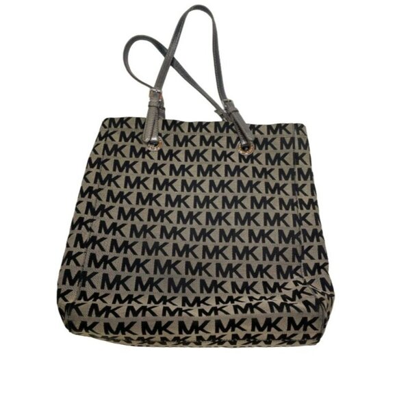 Michael Kors Signature MK Canvas Tote Bag With Silver Charm Accent - Picture 2 of 6
